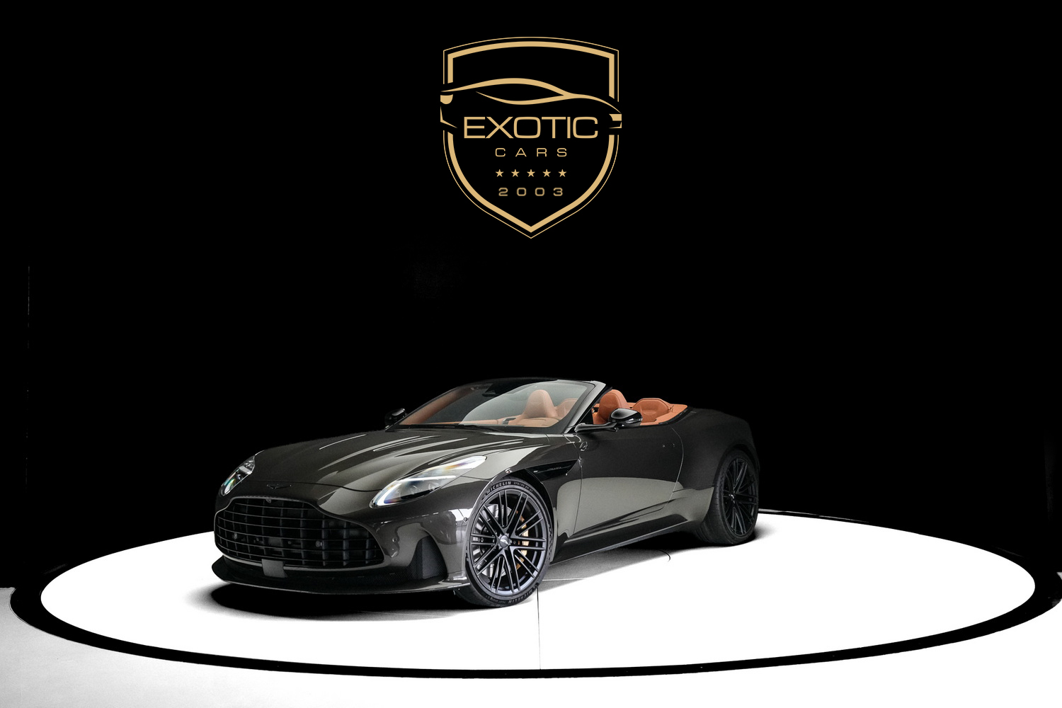 Aston Martin DB12 Volante