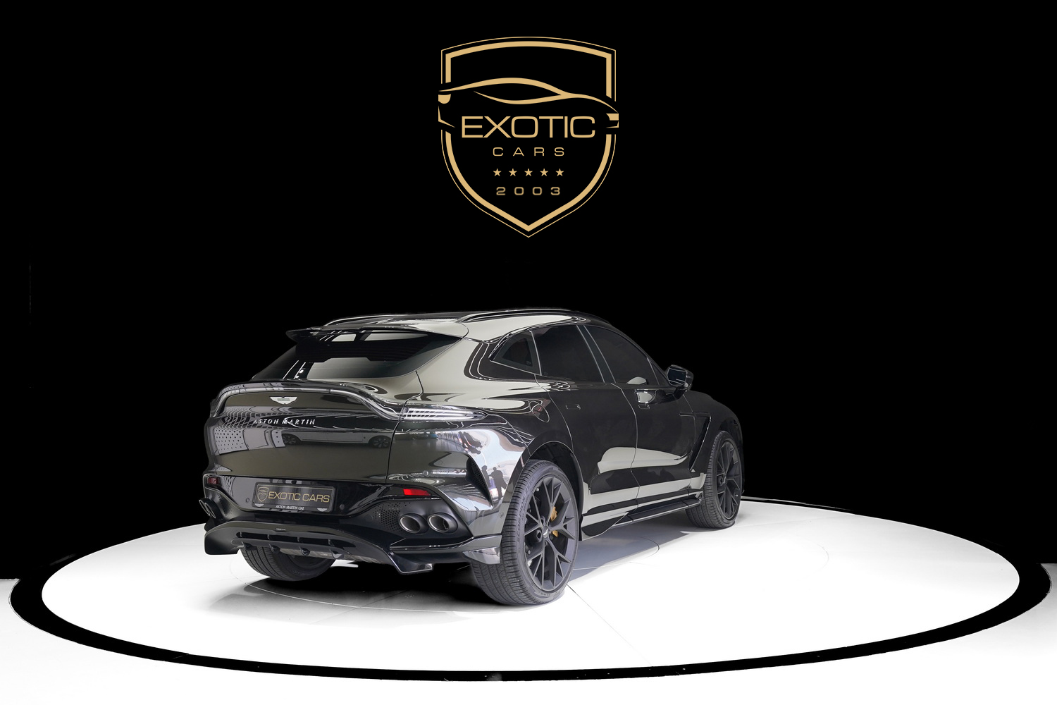 Aston Martin DBX 707