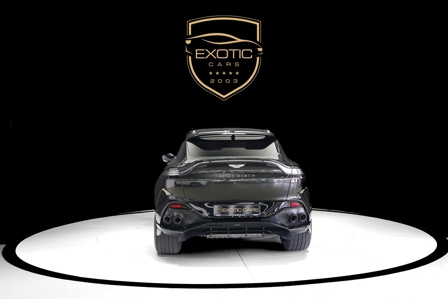 Aston Martin DBX 707