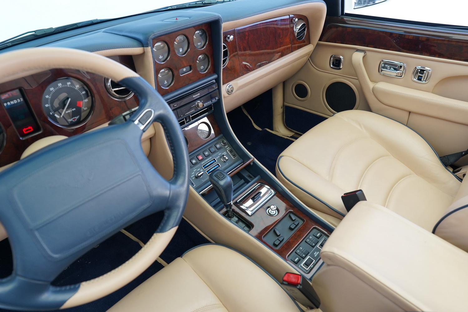 Bentley Azure Convertible
