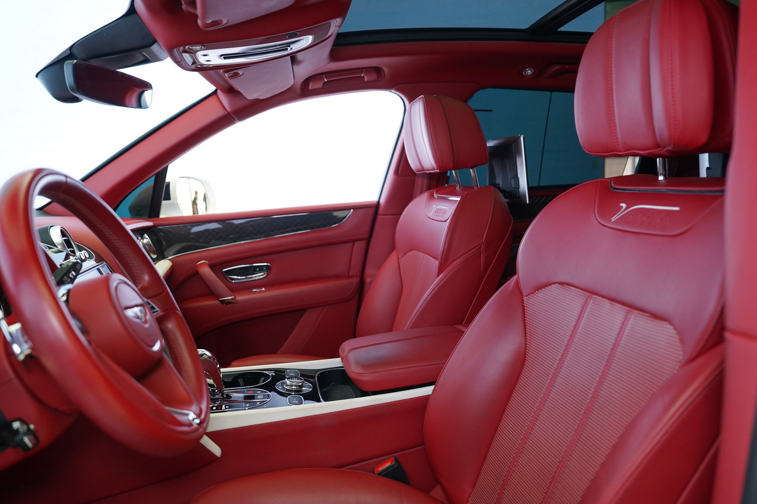 Bentley Bentayga Design Series V8