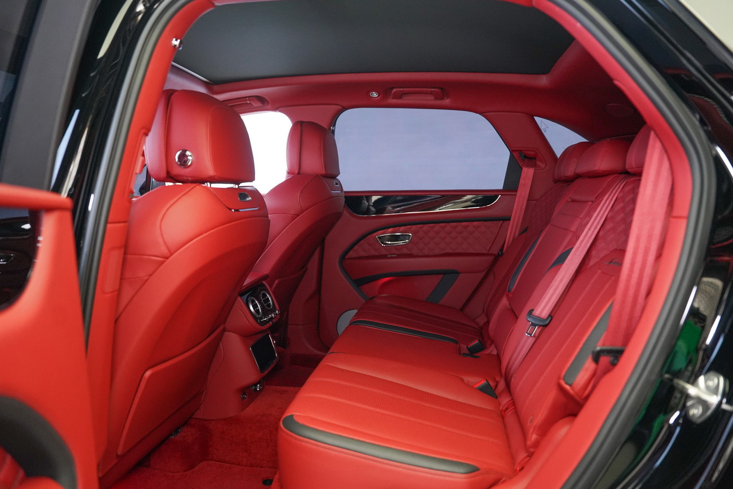 Bentley Bentayga Speed Black Edition W12
