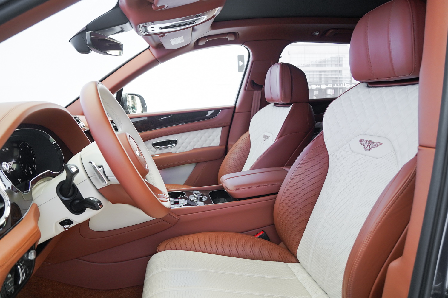 Bentley Bentayga V8