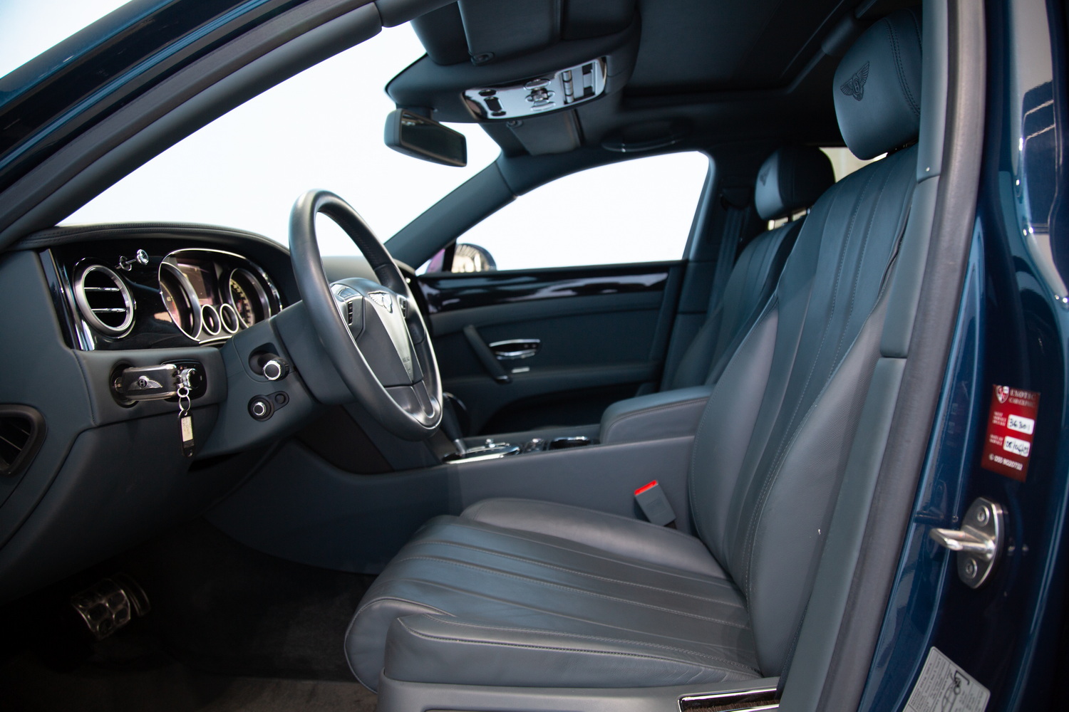 Bentley Flying Spur V8
