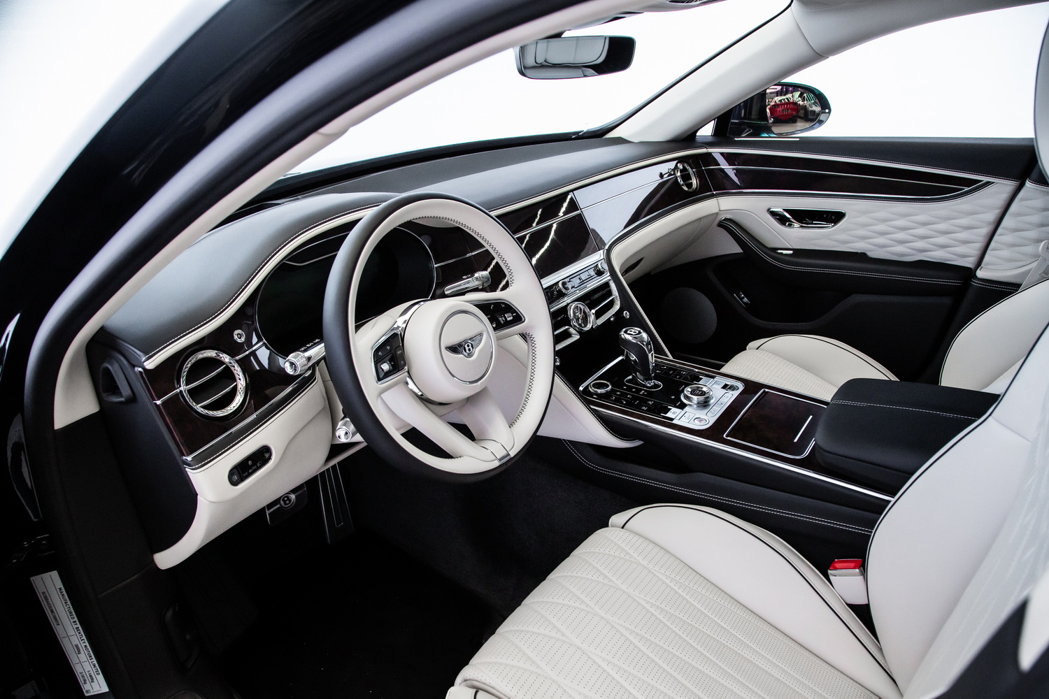 Used 2021 Black Bentley Flying Spur W12S For Sale in Dubai, UAE