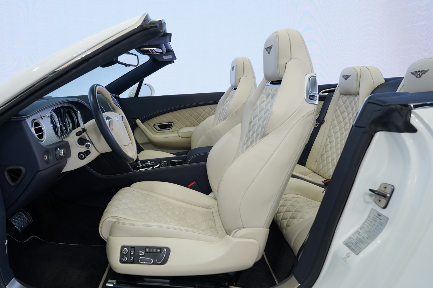 Bentley GTC V8 S