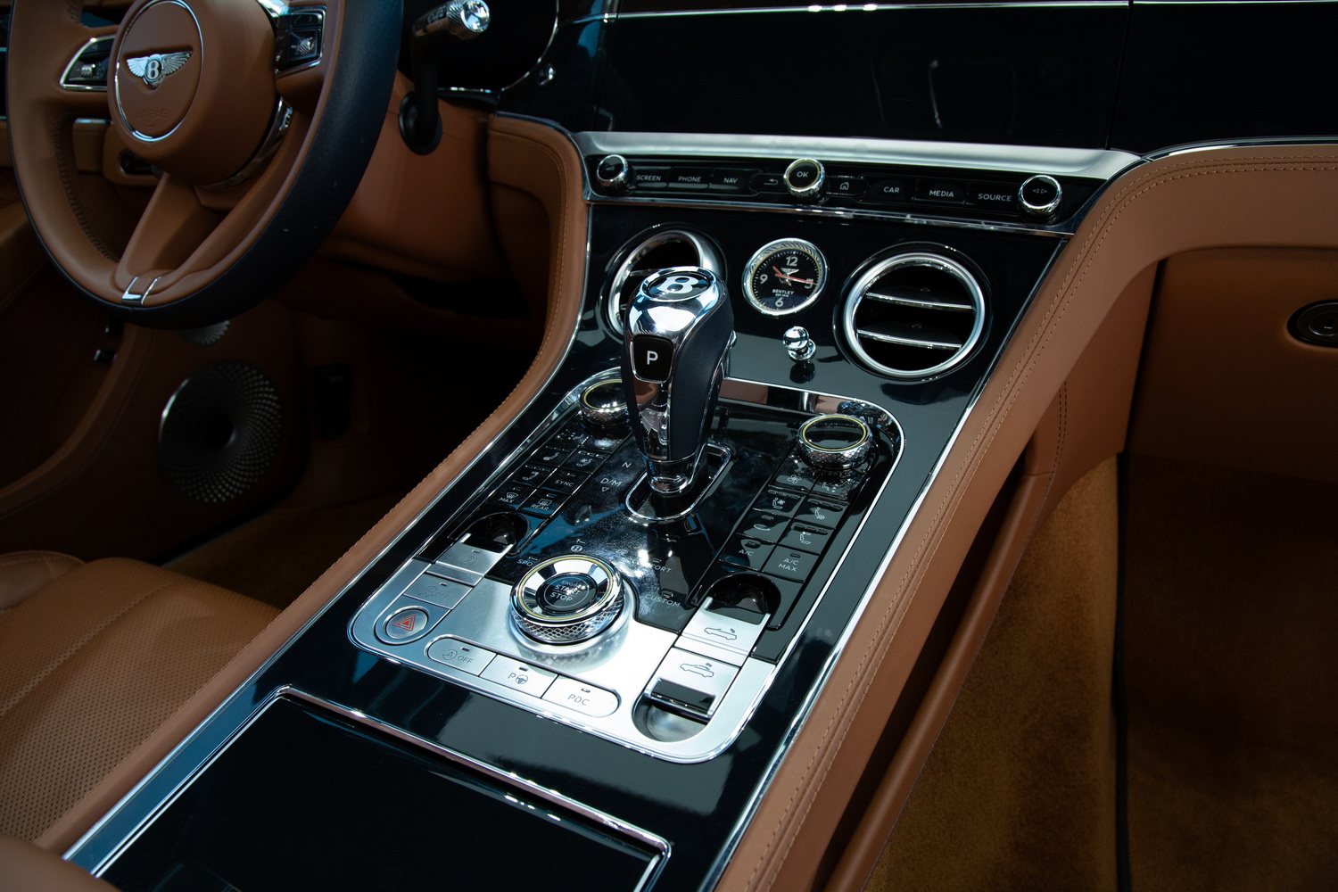 Used 2022 Bentley Continental GTC V8 For Sale in Dubai, UAE