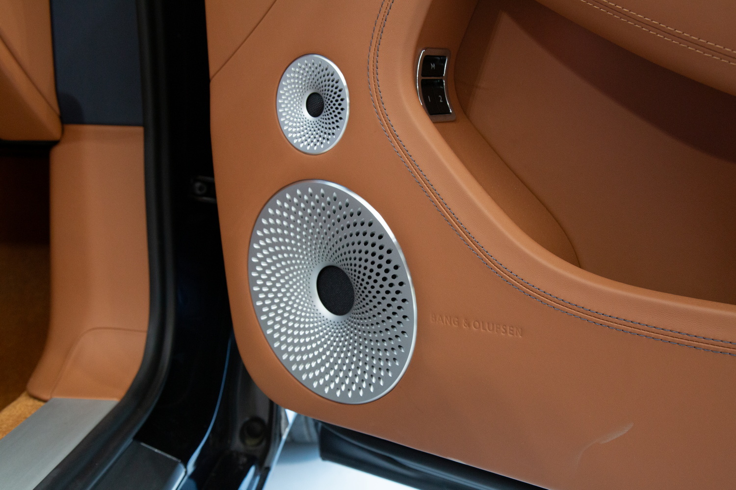 Used 2022 Bentley Continental GTC V8 For Sale in Dubai, UAE