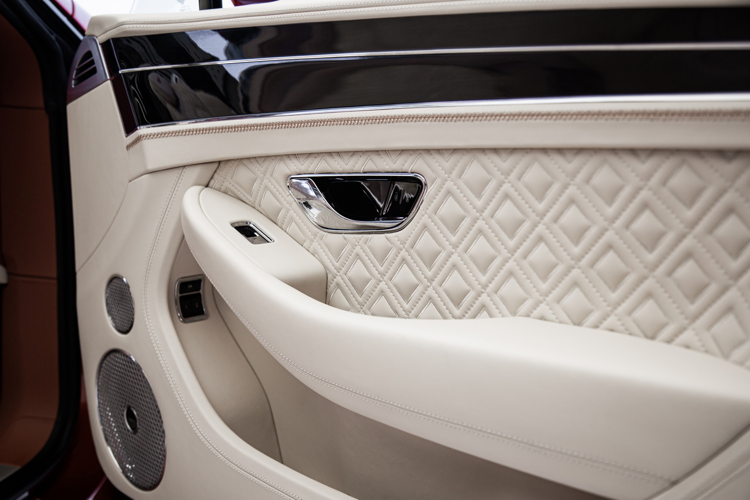 Used 2022 Bentley GTC V8 Black Edition For Sale in Dubai, UAE