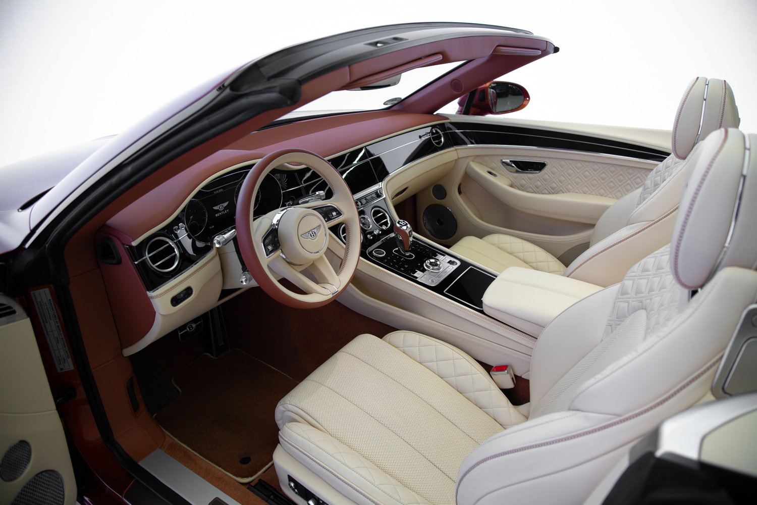 Used 2022 Bentley GTC V8 Black Edition For Sale in Dubai, UAE