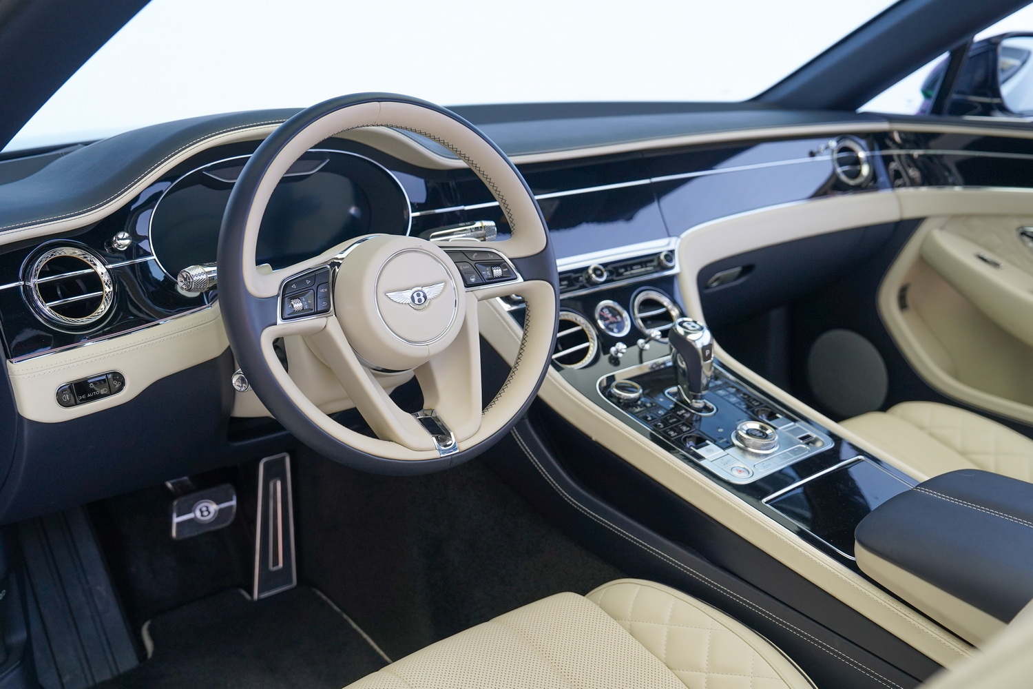 Bentley GTC W12