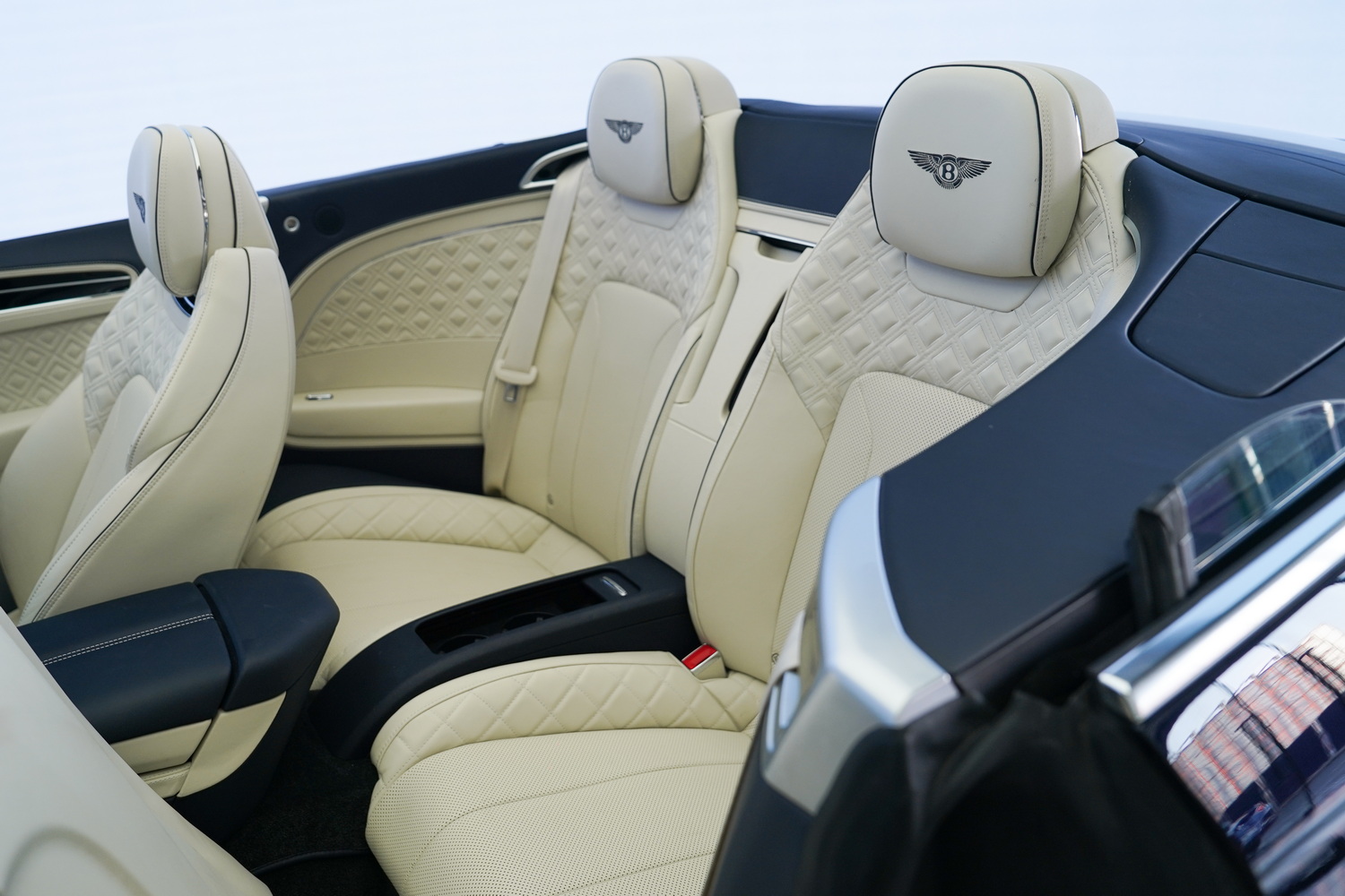 Bentley GTC W12
