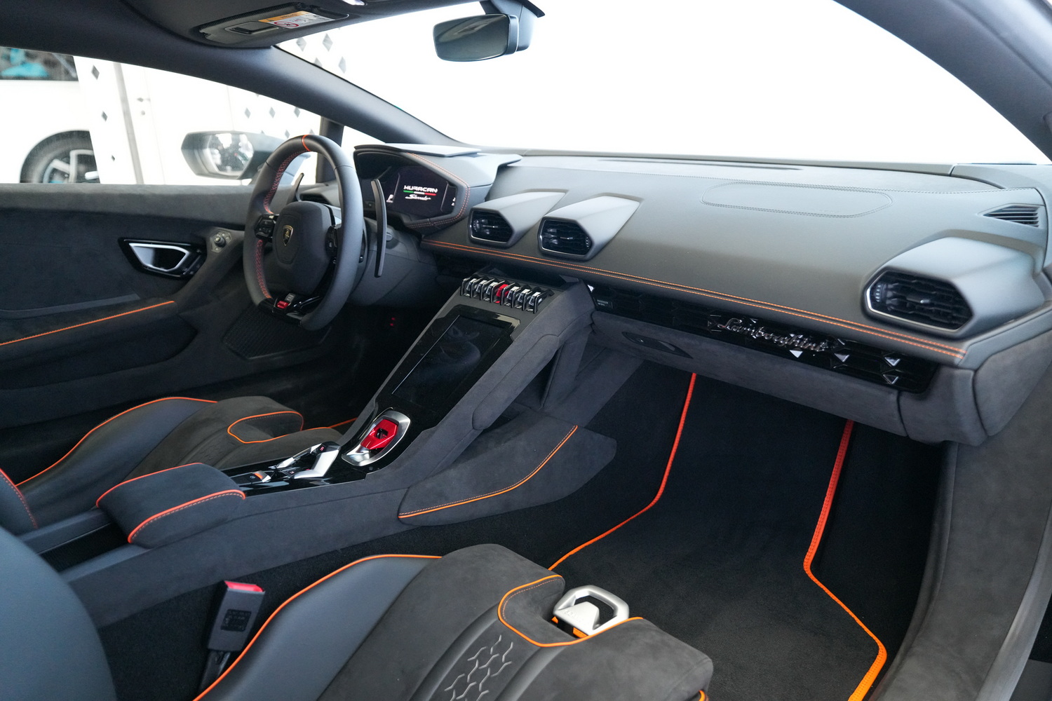 Lamborghini Huracan Sterrato