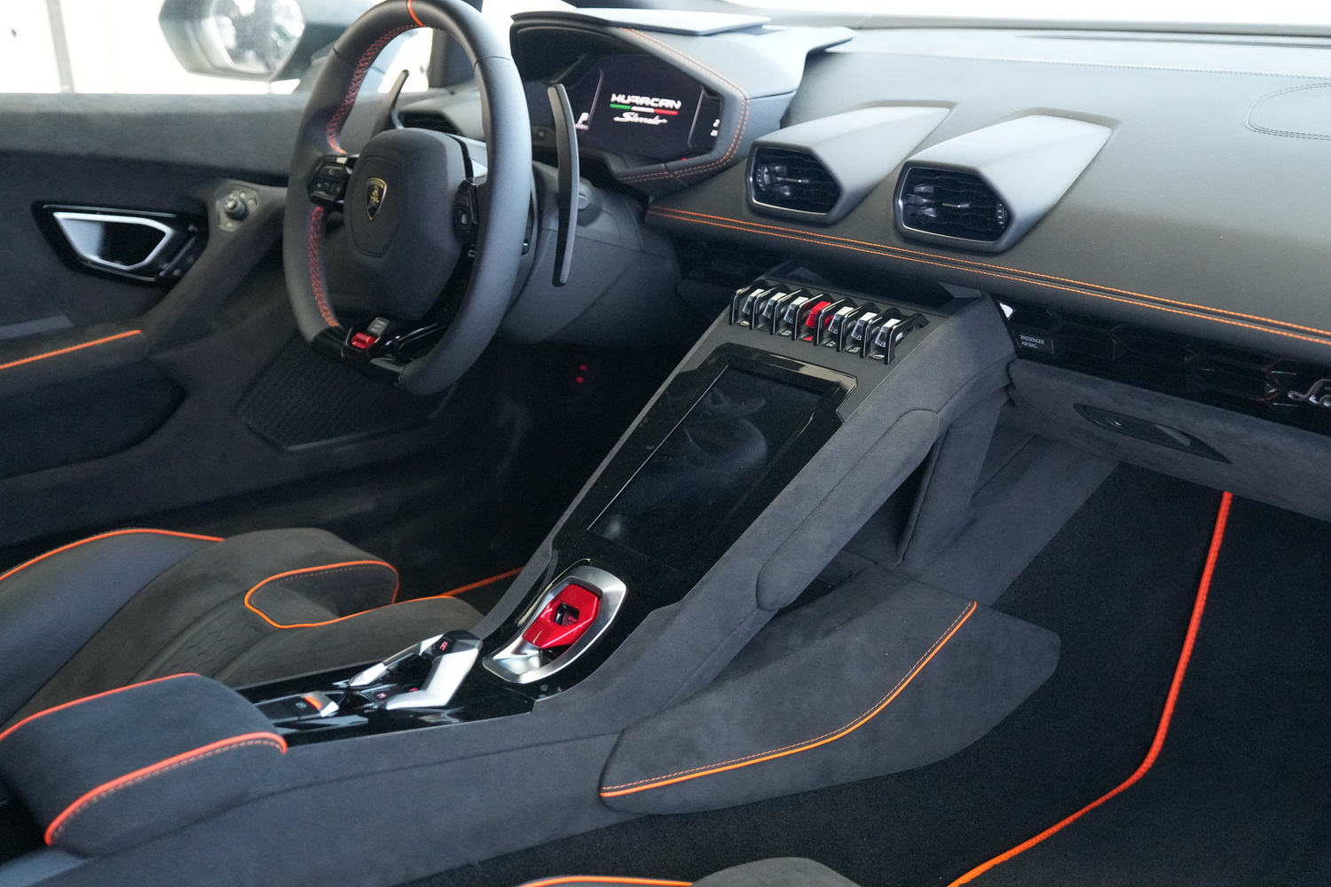 Lamborghini Huracan Sterrato