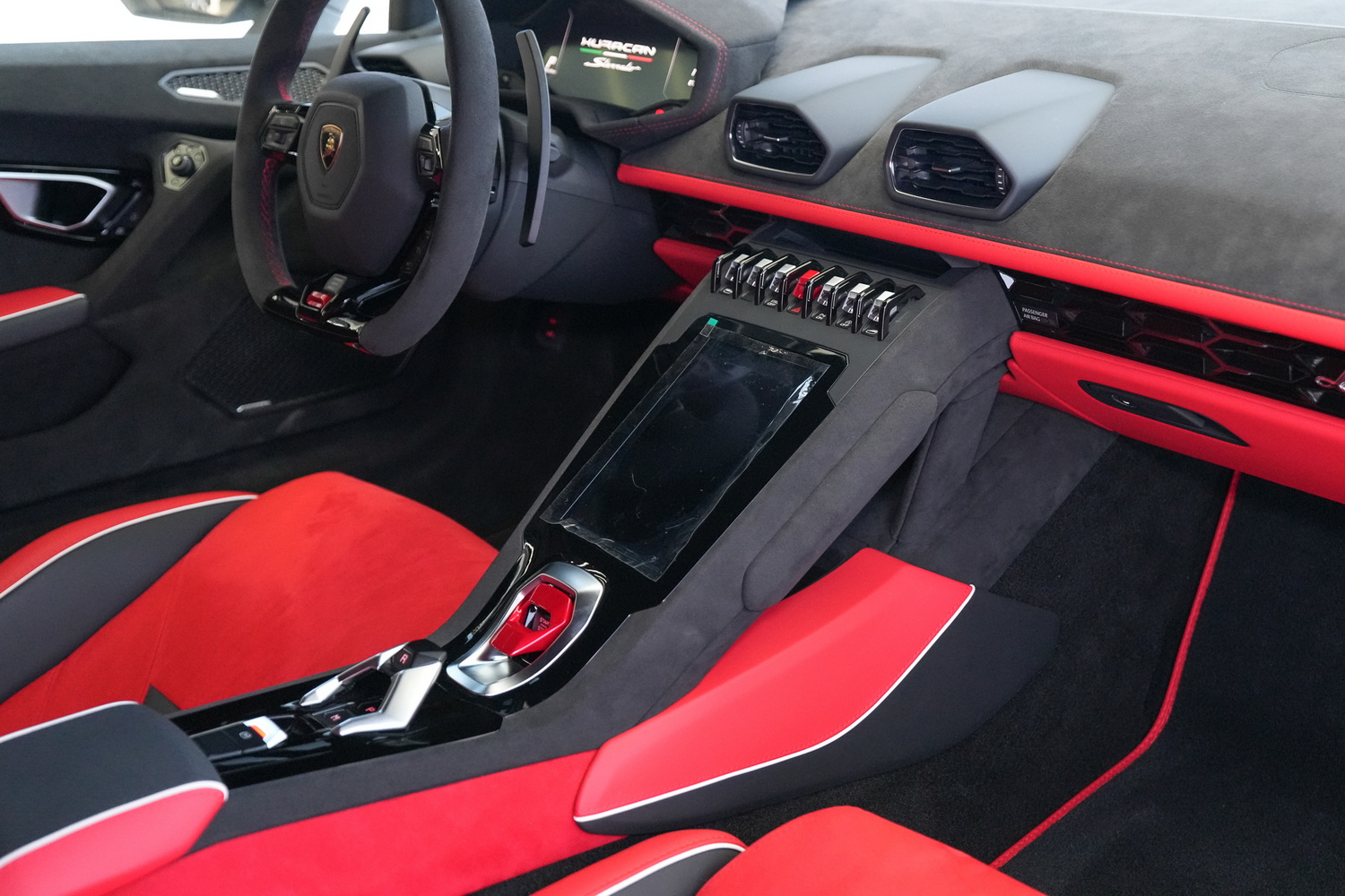 Lamborghini Huracan Sterrato