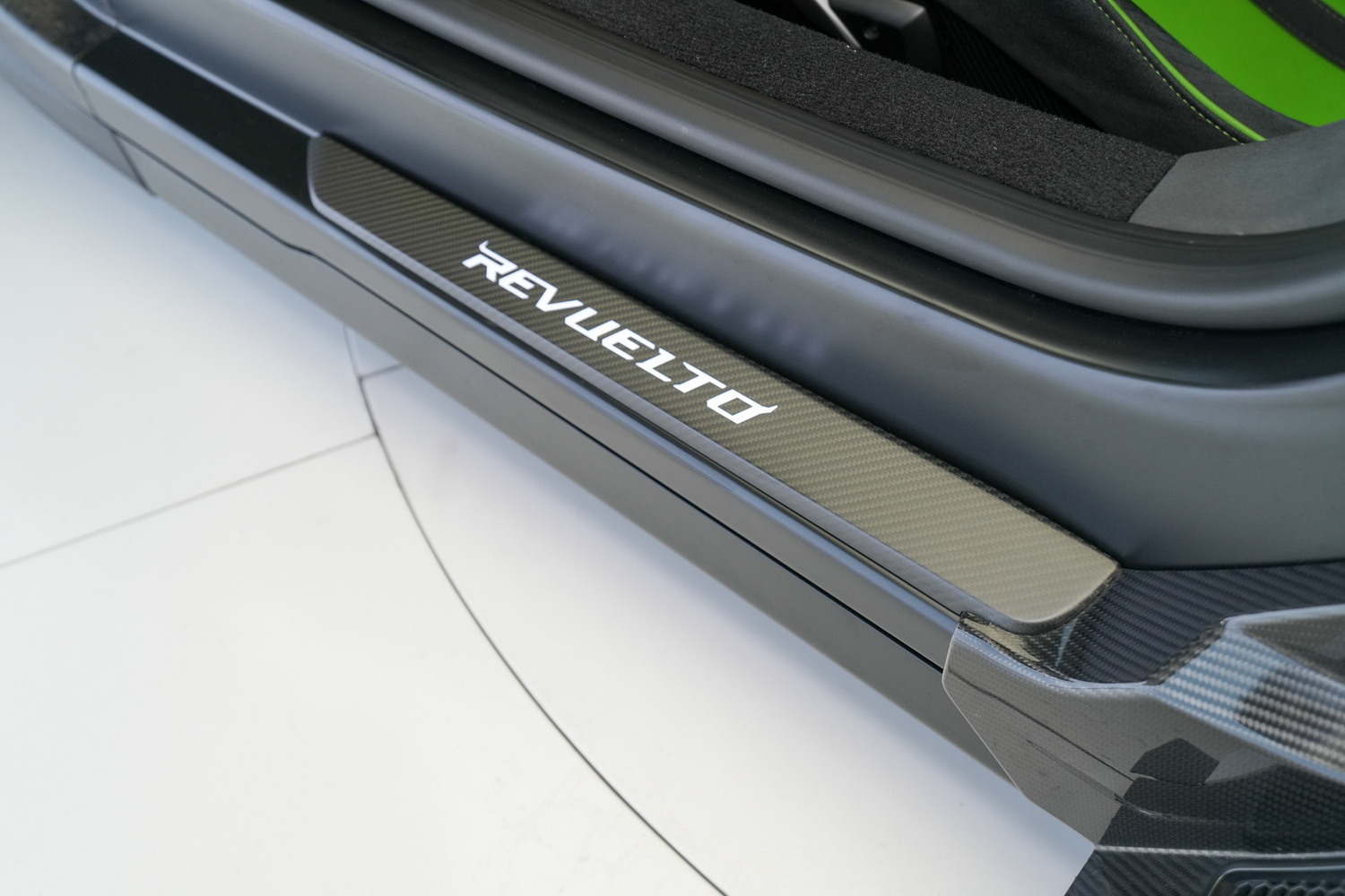 Lamborghini Revuelto