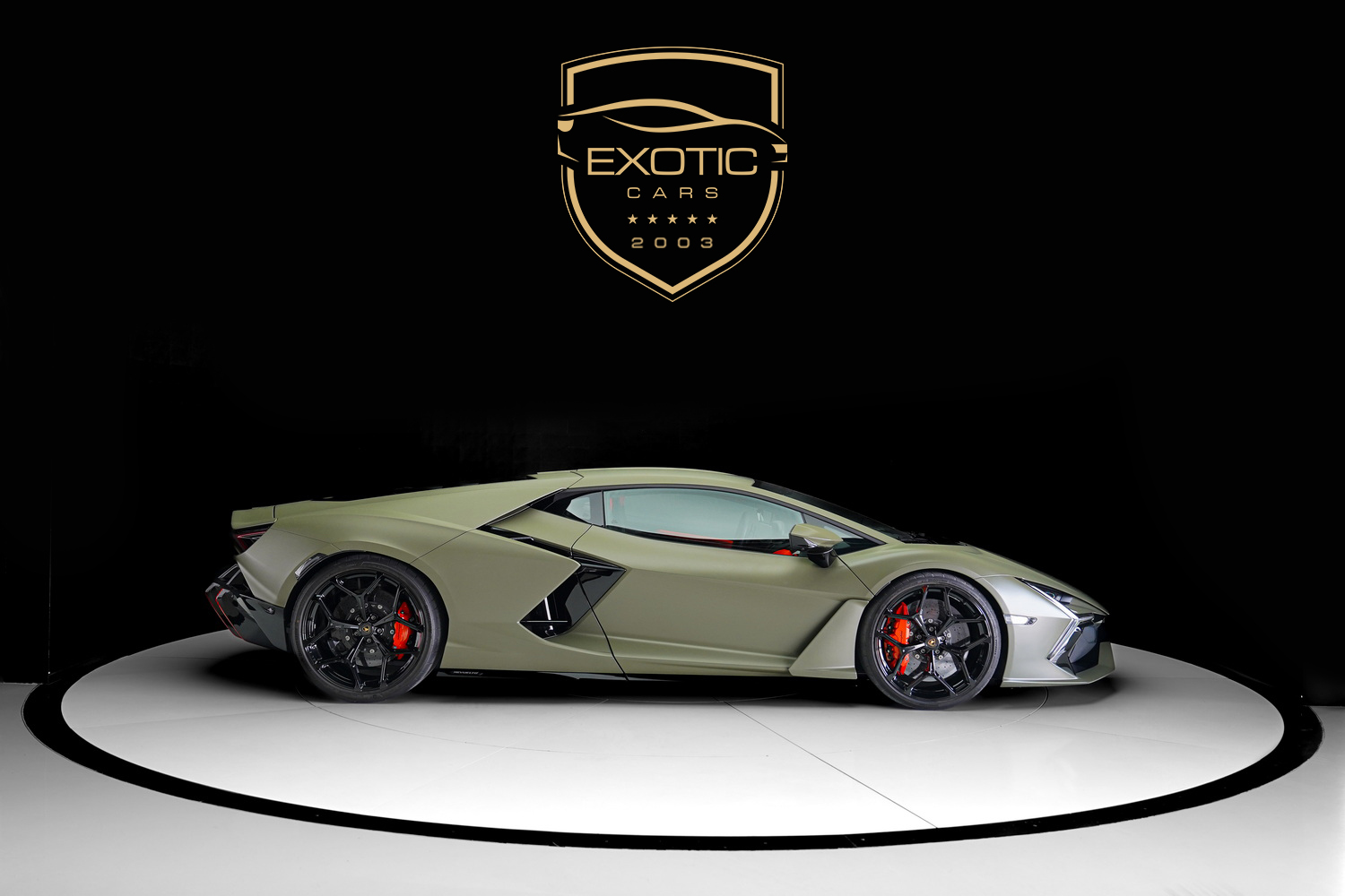 Lamborghini Revuelto