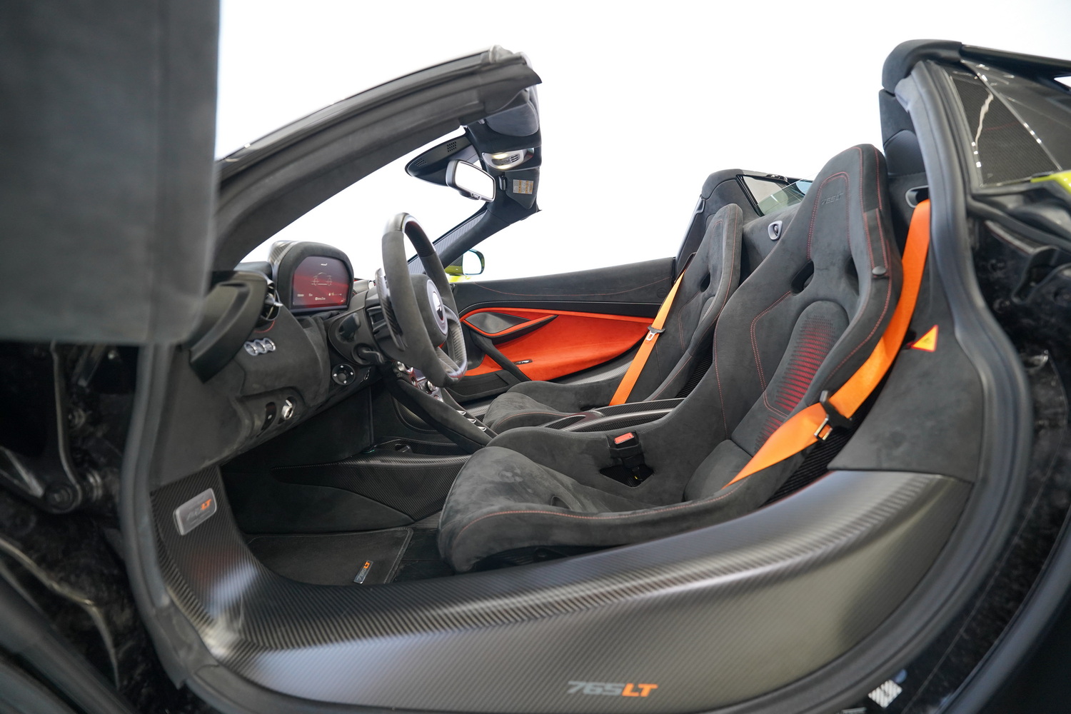 McLaren 765LT Spider
