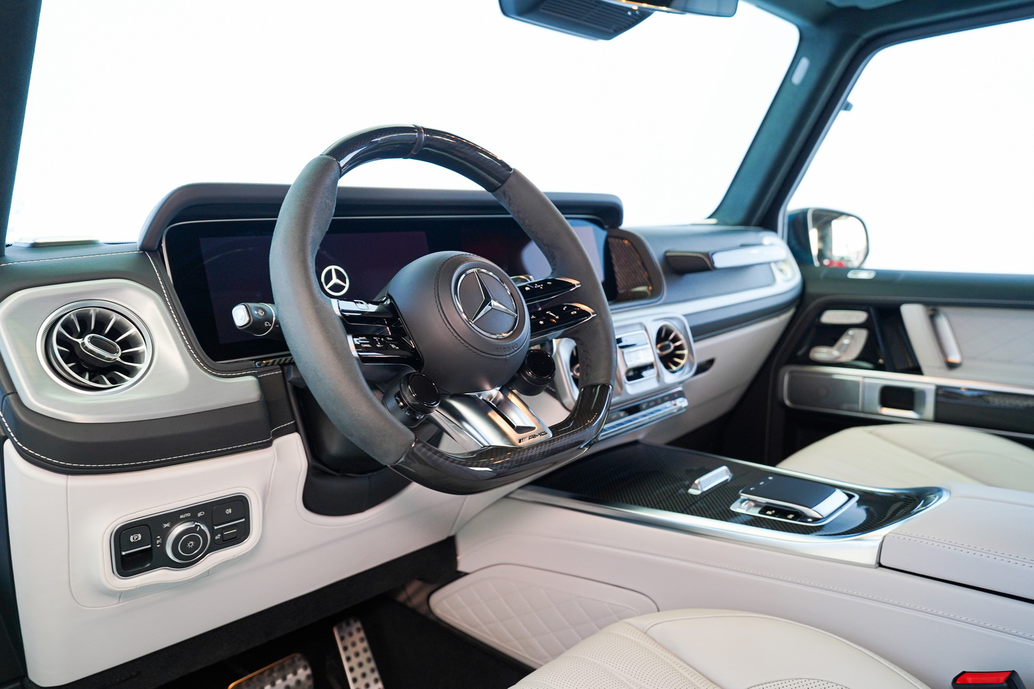 2025 Matt Blue Mercedes Benz G63 AMG For Sale in Dubai, UAE