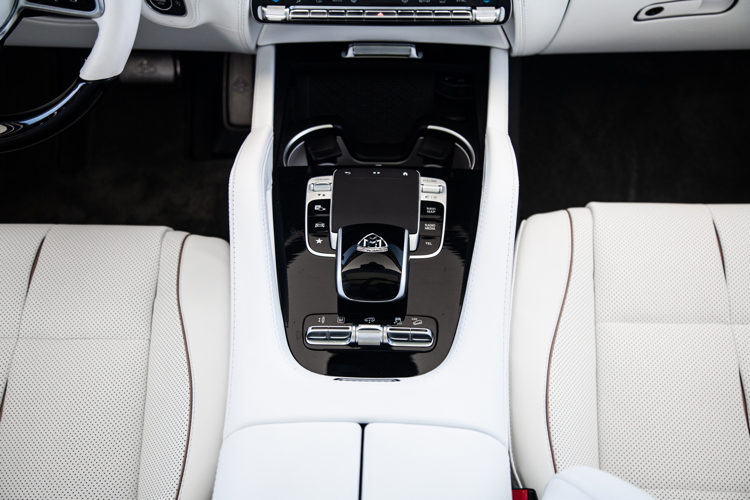 2022 Black +Silver Mercedes Benz Maybach GLS 600For Sale in Dubai,UAE