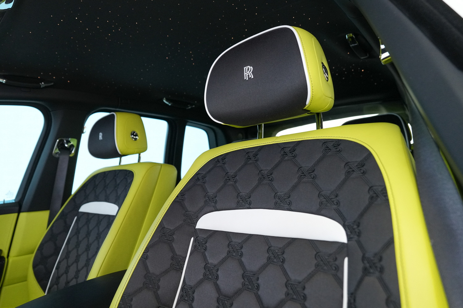 Rolls Royce Cullinan Black Badge Duality Seats