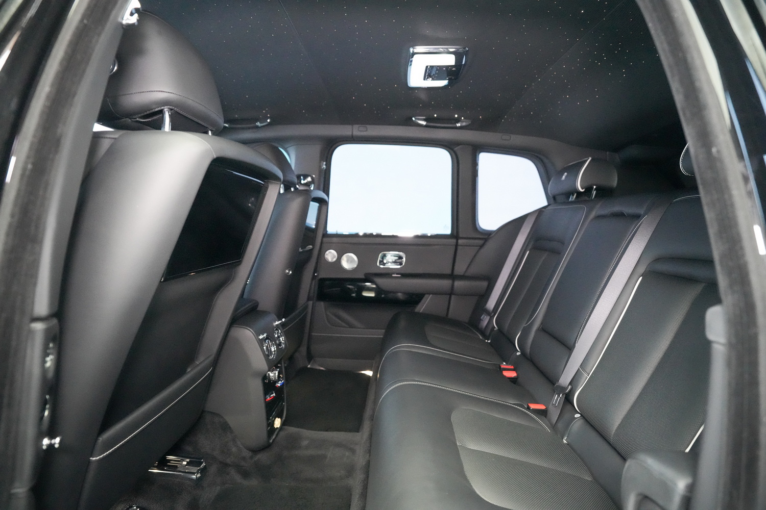 Rolls Royce Cullinan Facelift Black Badge Kit