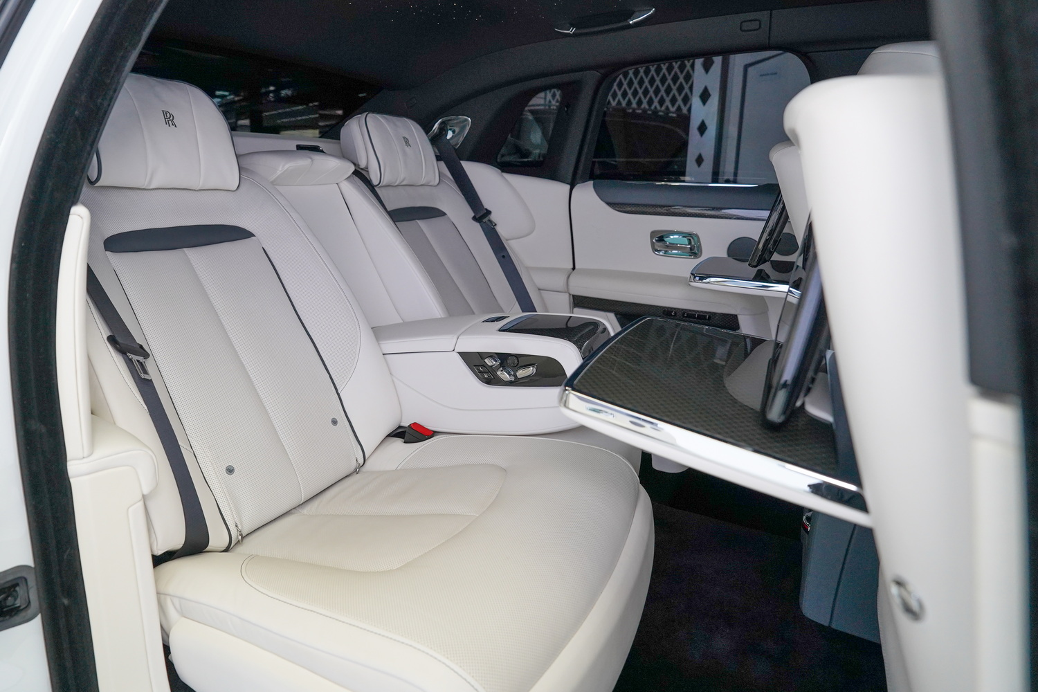 Rolls Royce Ghost Black Badge
