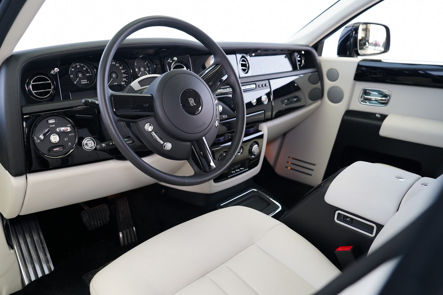 Rolls Royce Phantom